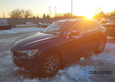 2020 Alfa Romeo Stelvio Awd z USA, uszkodzony, nr VIN ZASPAKAN3L7C82672